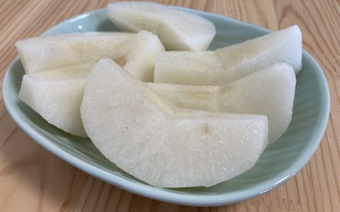 お客様から『梨』をいただきました！