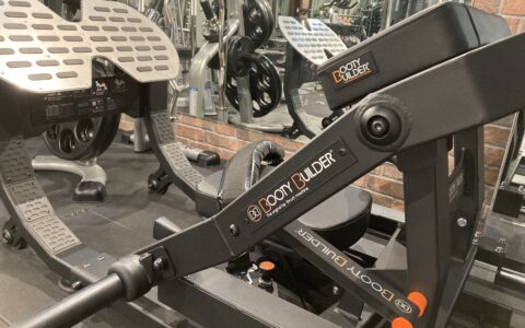 後ろ姿、どうなっていますか？